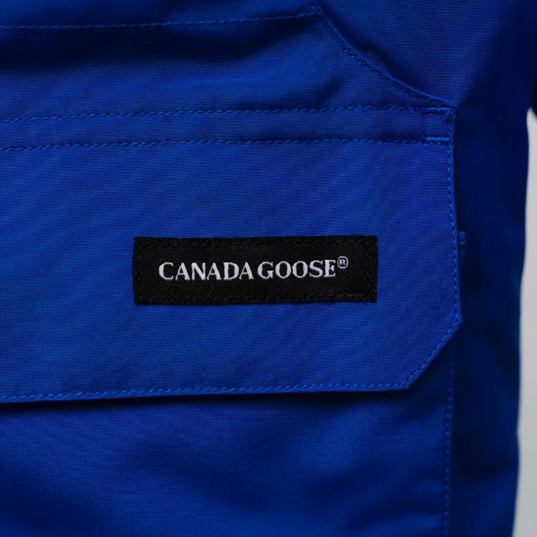P660 CANADA GOOSE丨Canada Goose C08 children's clothing, children's hooded down jacket Color: sky blue Size: 110-160